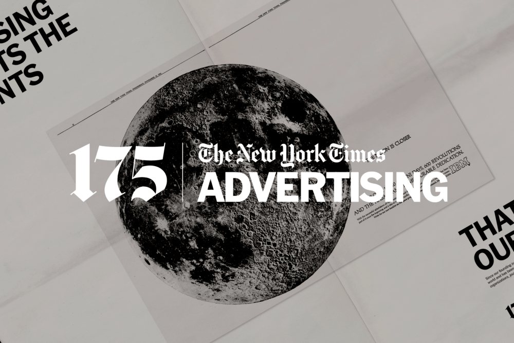 NYT Advertising 175 周年识别:衬线 175、黑体报头与无衬线 ADVERTISING 叠在月面照片上